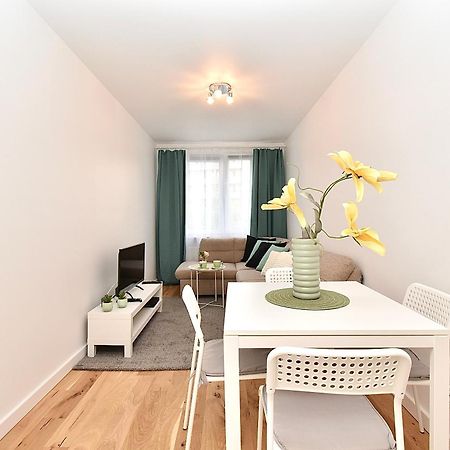 Rental Apartment Obrzezna Warsaw Ngoại thất bức ảnh